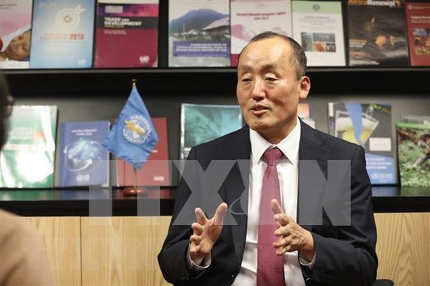 Le représentant de l OMS salue le combat du Vietnam contre le COVID-19